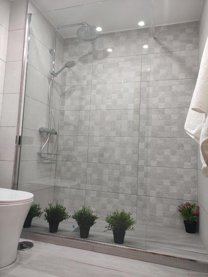 Apartamento La Victoria Малага Екстер'єр фото