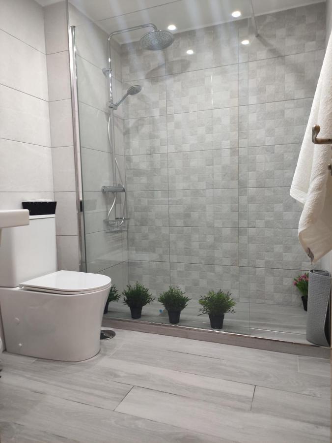 Apartamento La Victoria Малага Екстер'єр фото