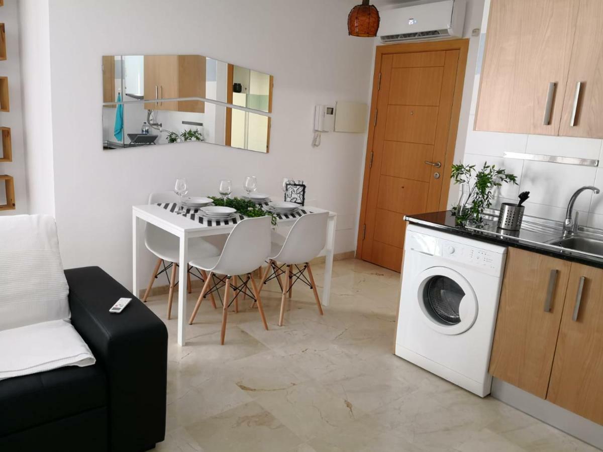 Apartamento La Victoria Малага Екстер'єр фото