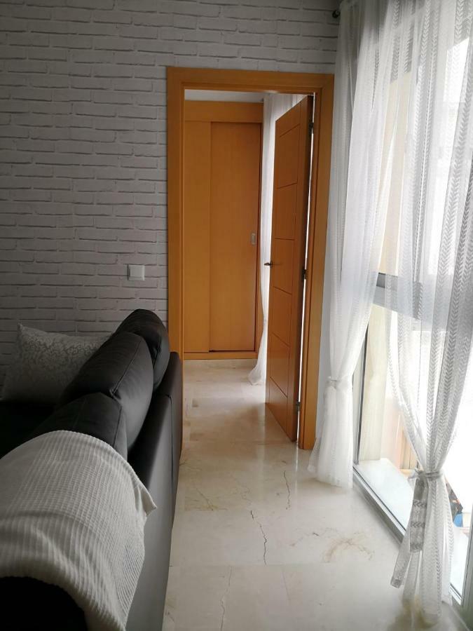 Apartamento La Victoria Малага Екстер'єр фото