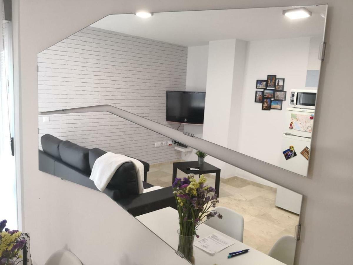 Apartamento La Victoria Малага Екстер'єр фото