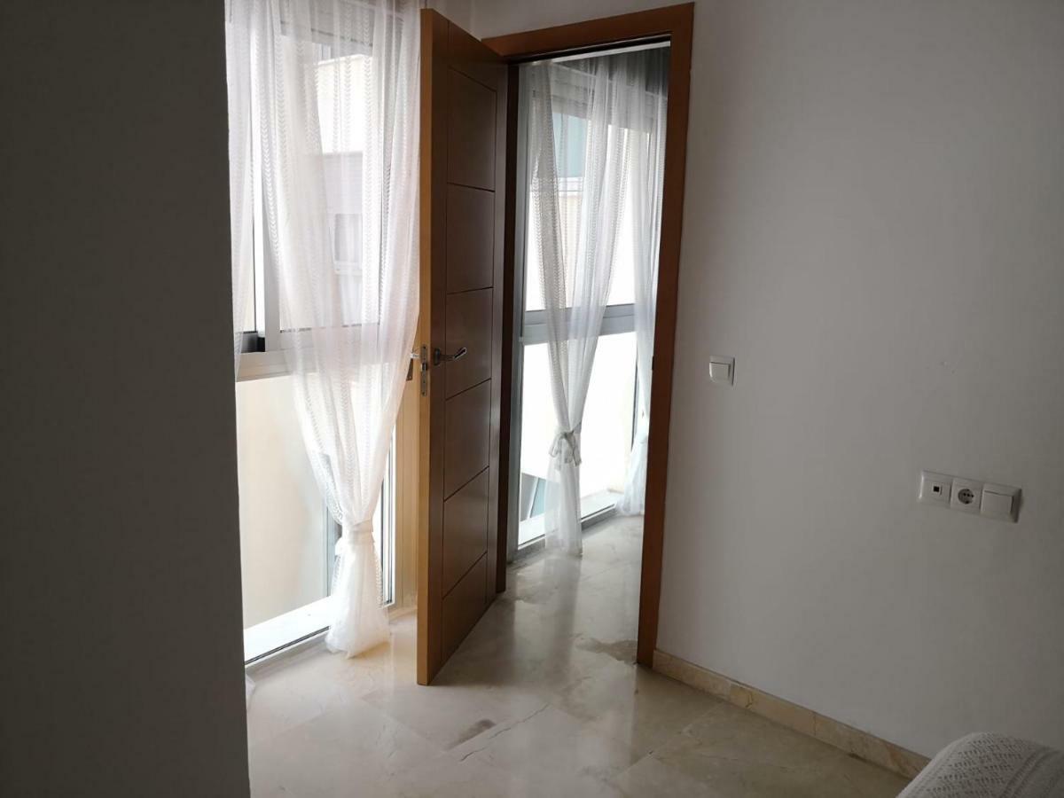 Apartamento La Victoria Малага Екстер'єр фото