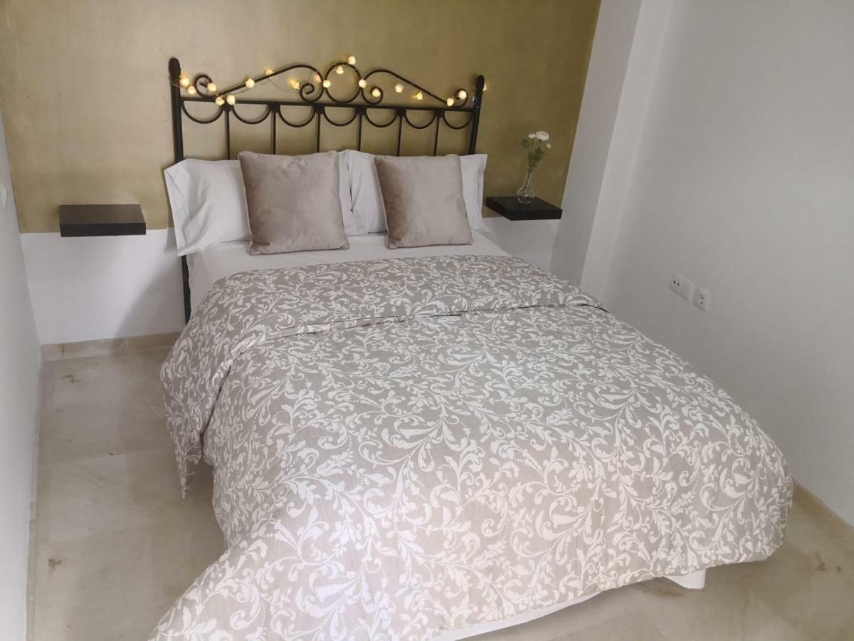 Apartamento La Victoria Малага Екстер'єр фото